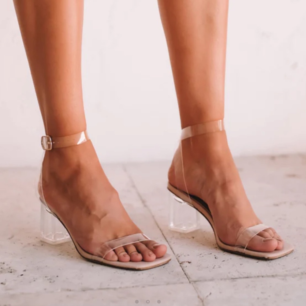 Bellini Ukiah Heel in Clear Nude